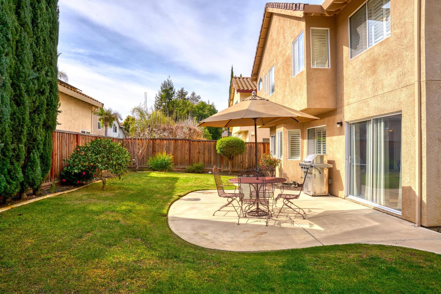 716 Hemmingway Court