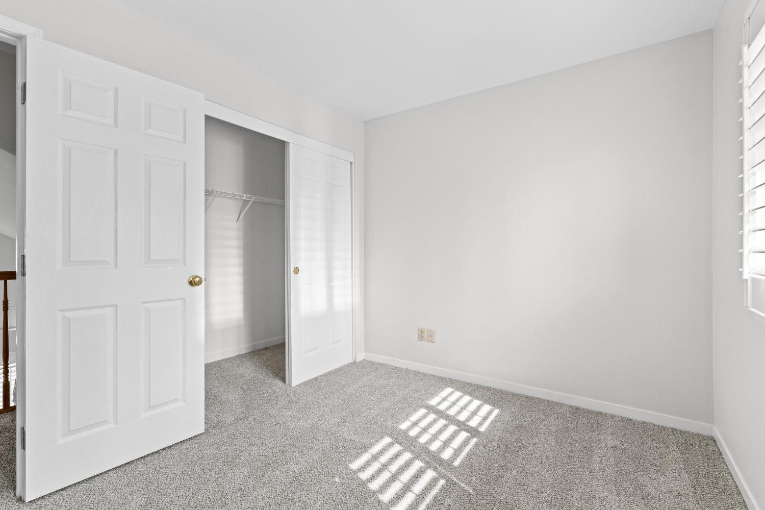 716 Hemmingway Court