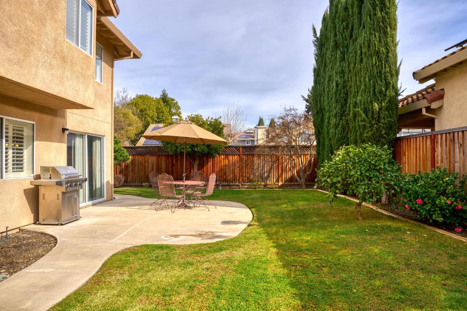 716 Hemmingway Court