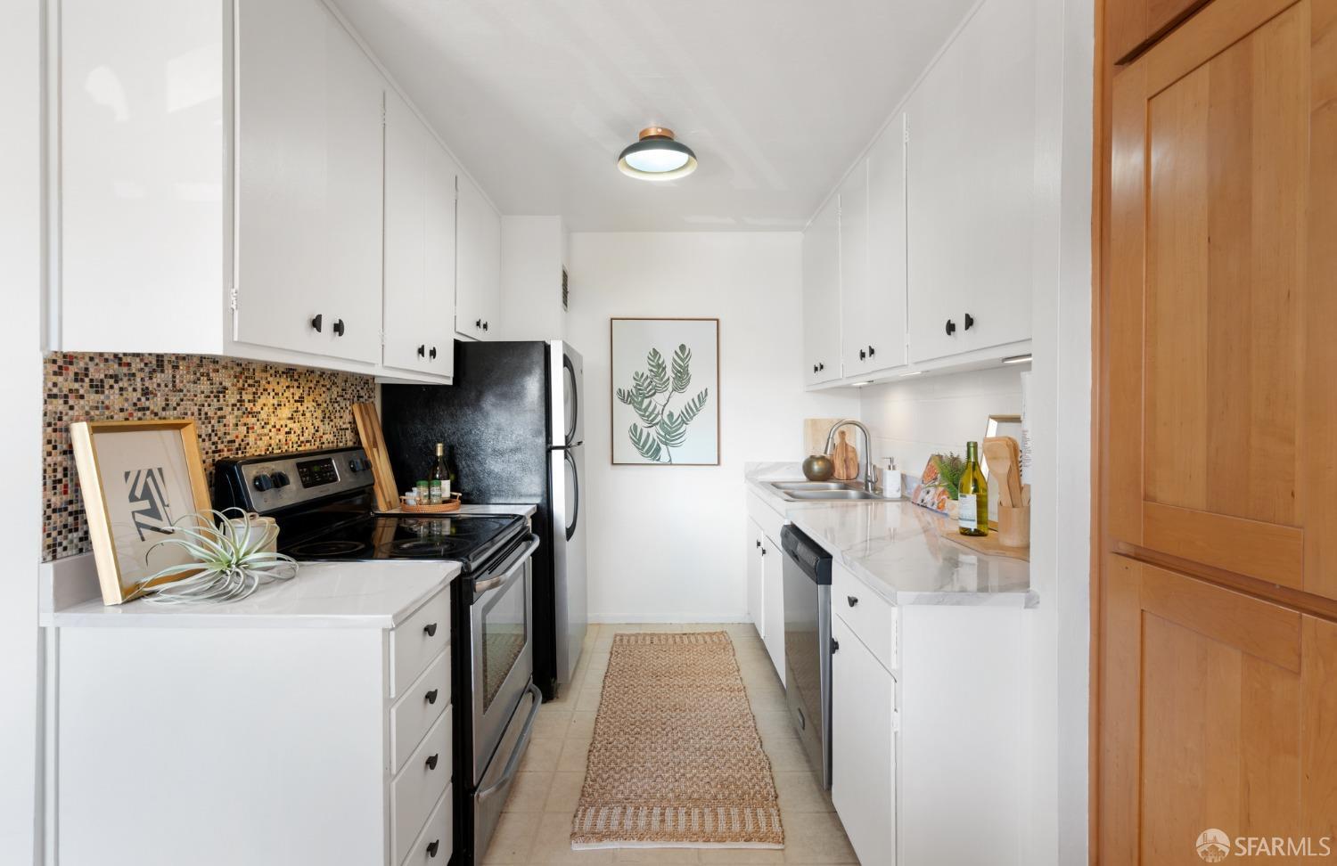 35 Western Shore Lane # 5