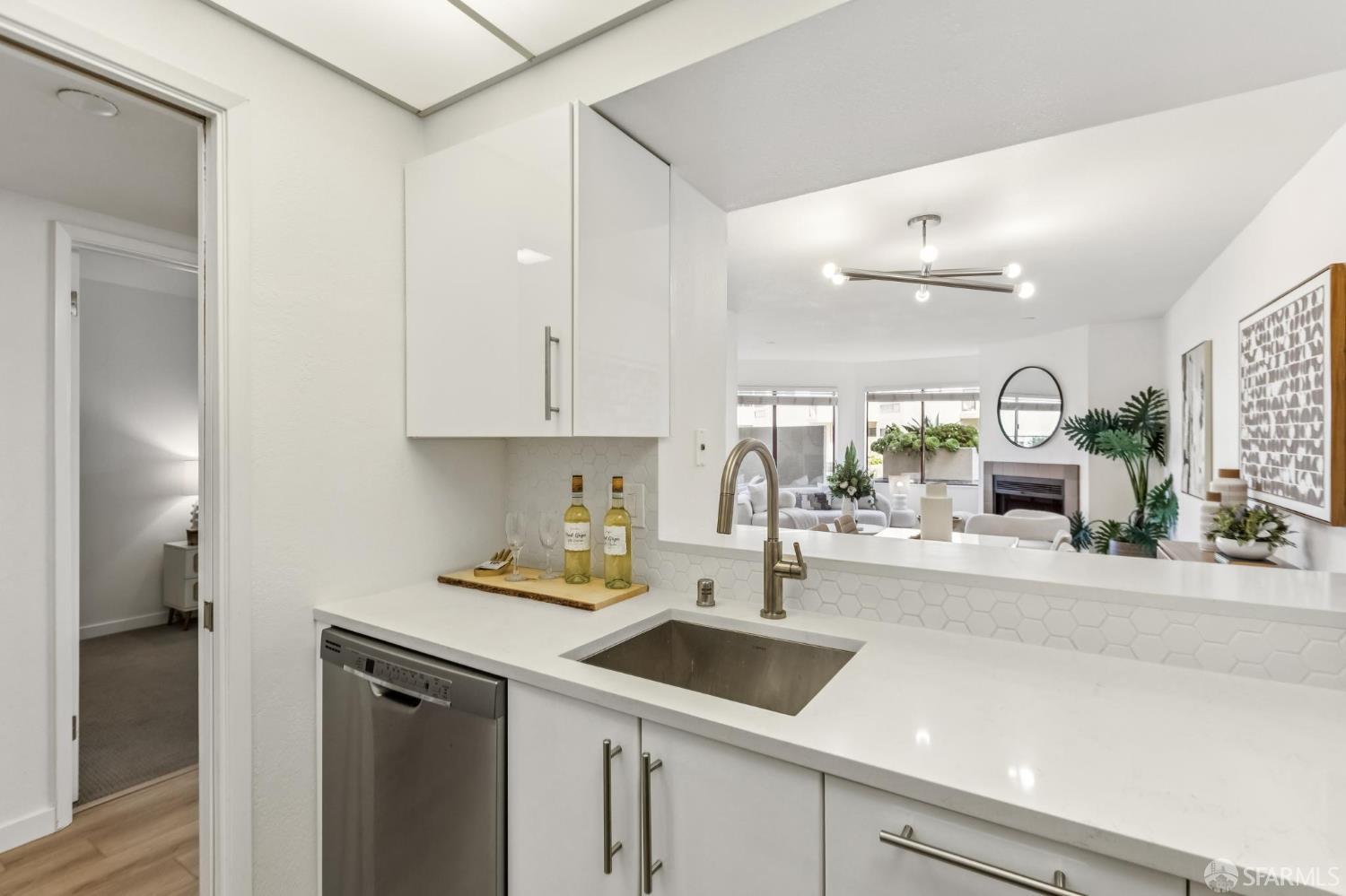 875 La Playa Street # 176