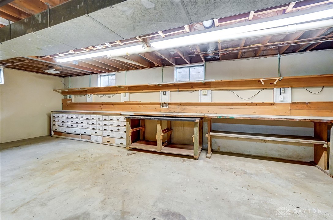 400 W Rahn Road