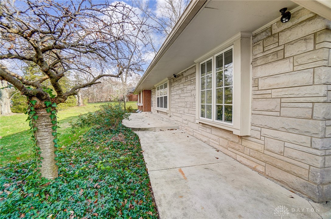 400 W Rahn Road