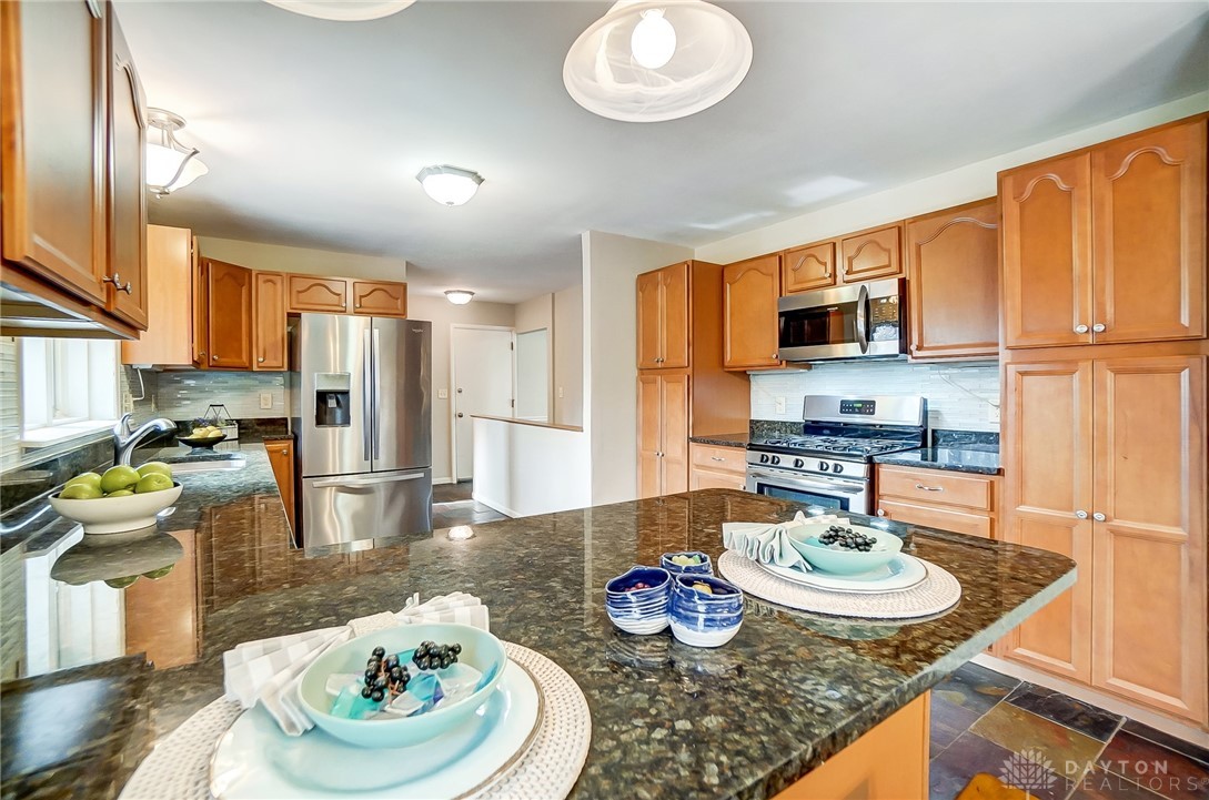 400 W Rahn Road