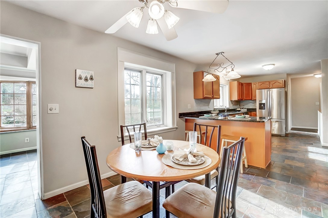 400 W Rahn Road