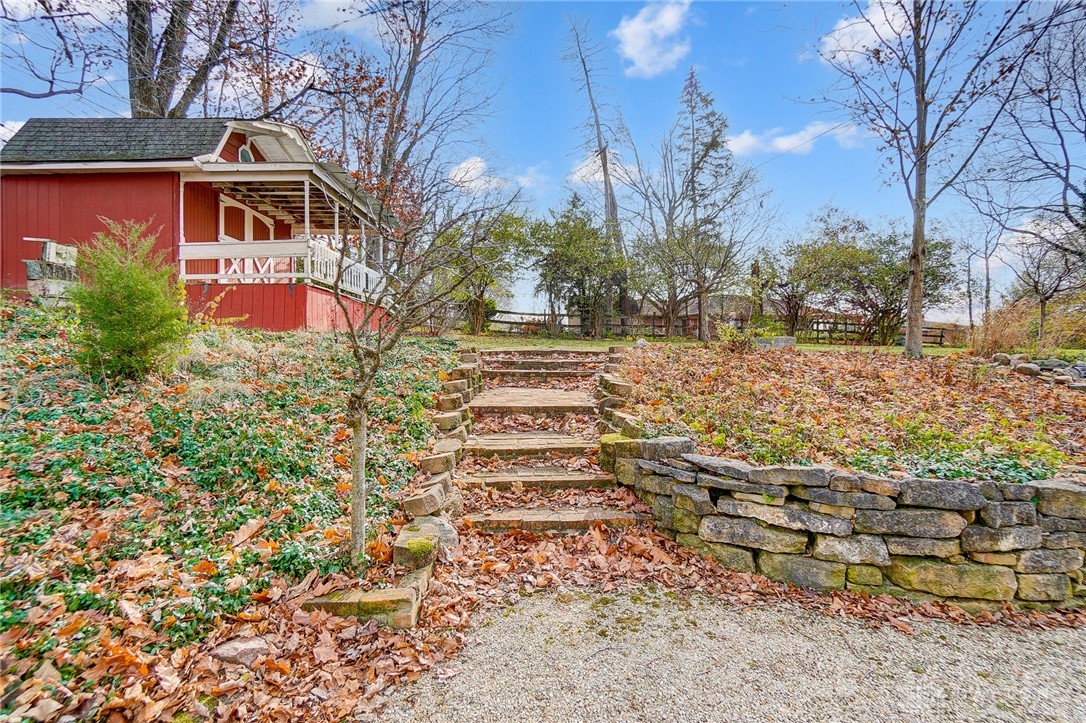 400 W Rahn Road
