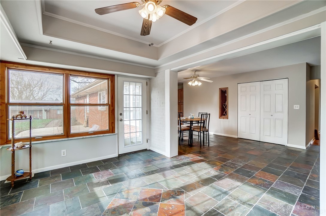 400 W Rahn Road
