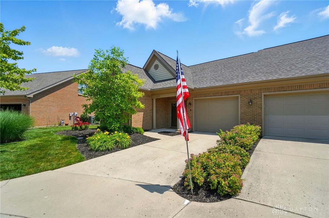 9245 Shadbush Circle