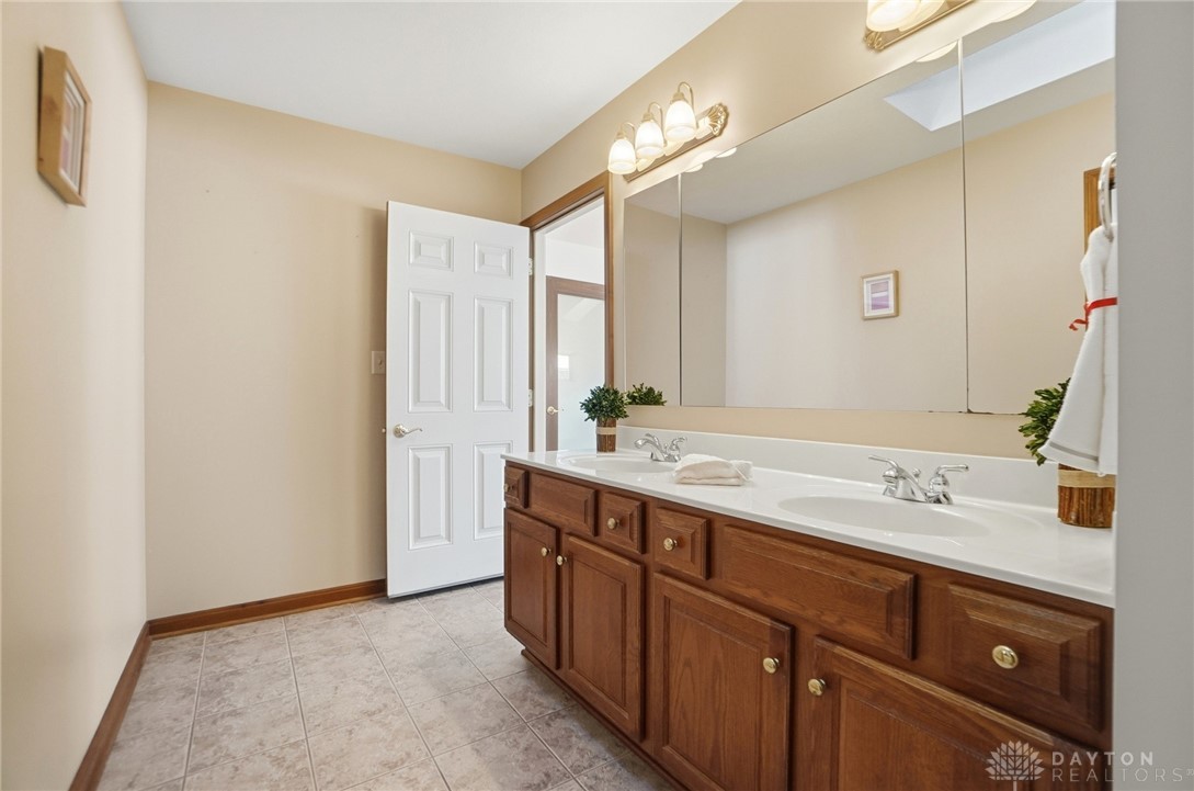 7195 Mohawk Trail Road