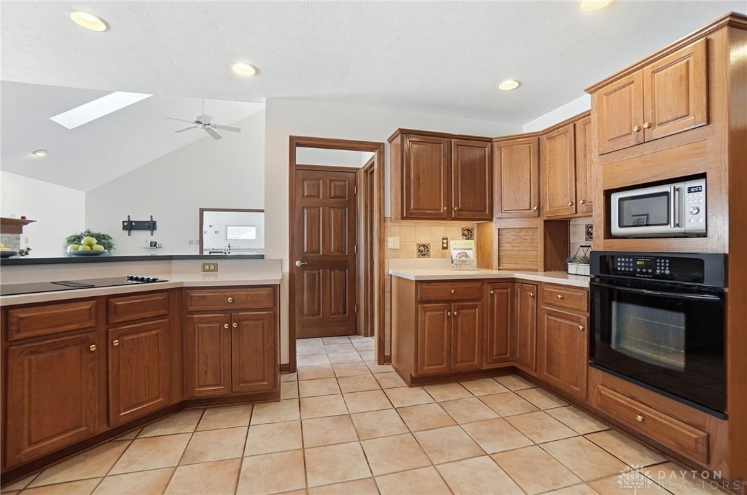 7195 Mohawk Trail Road
