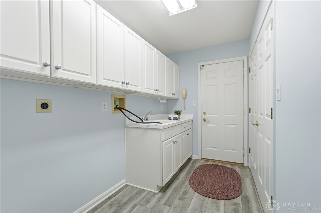 7016 Rosecliff Place