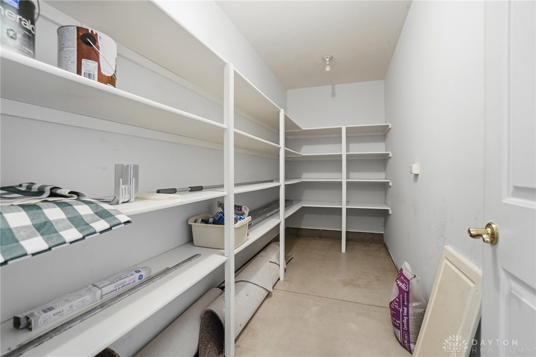7016 Rosecliff Place