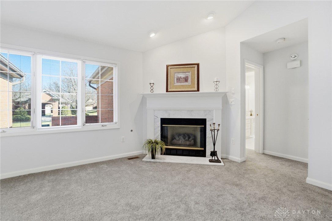7016 Rosecliff Place