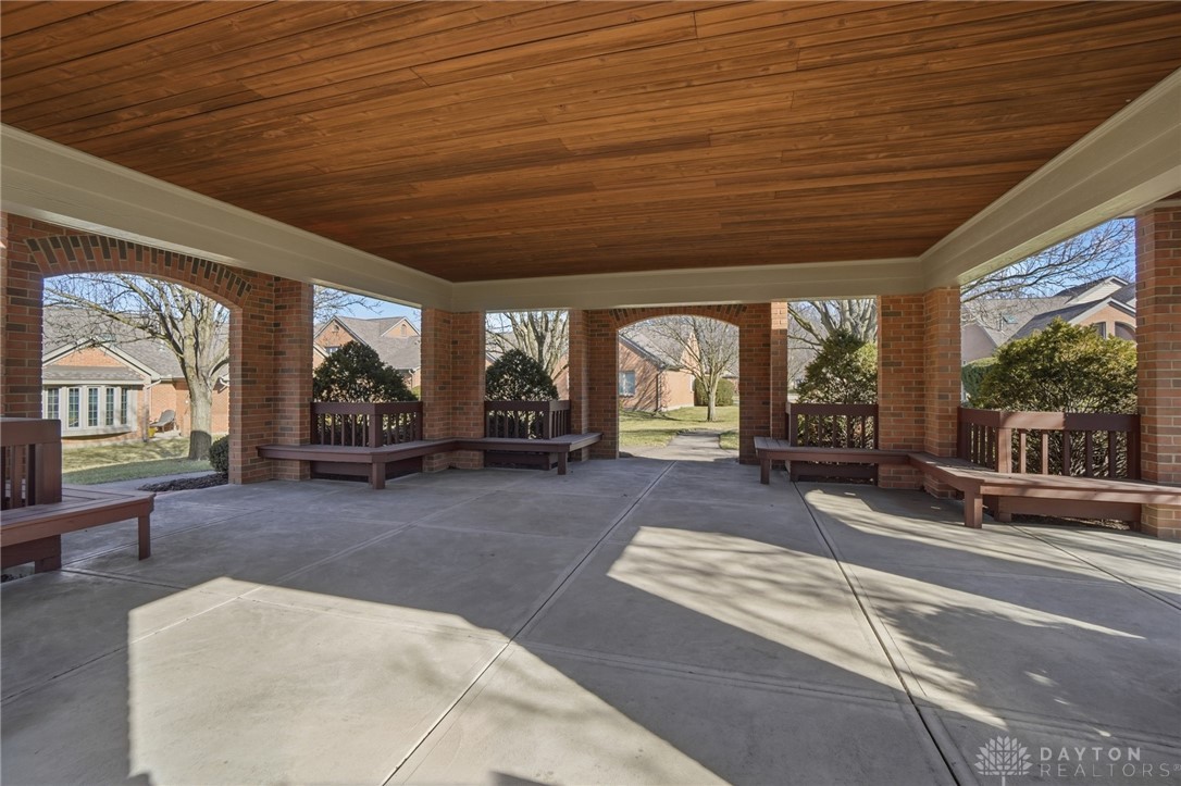 7016 Rosecliff Place