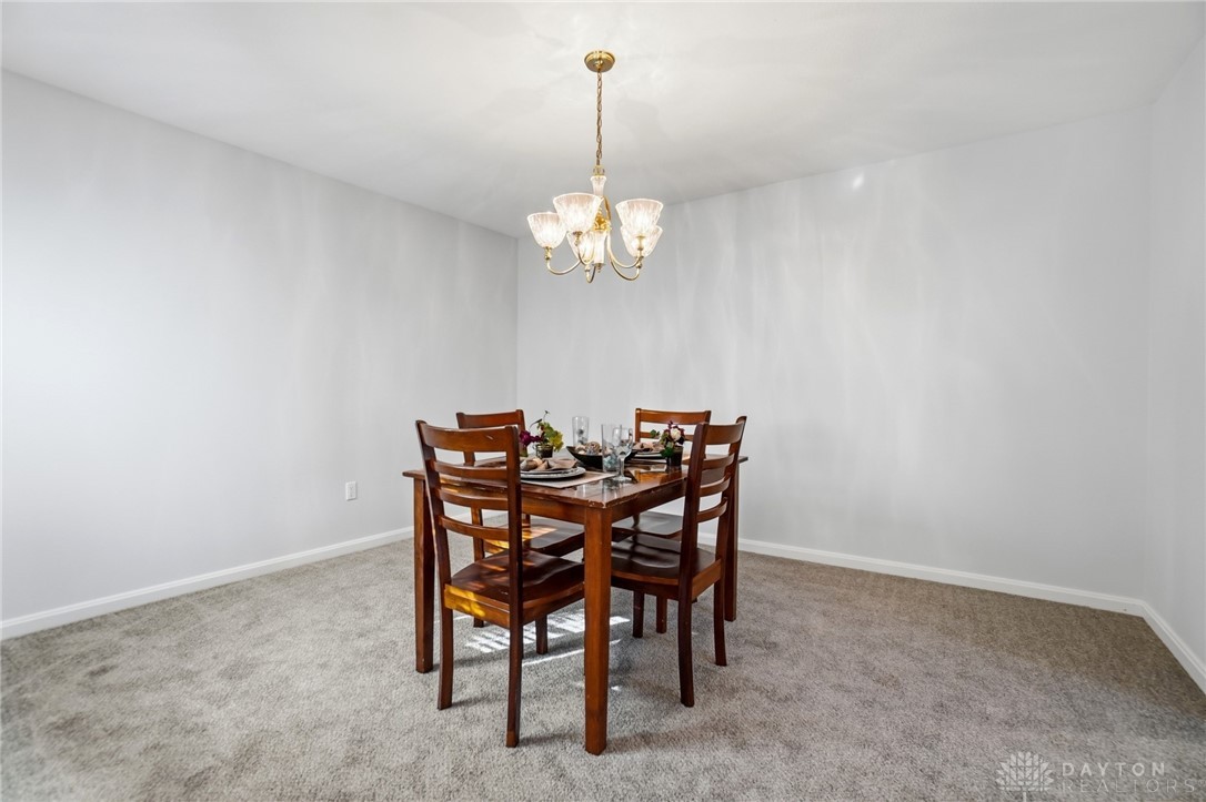 7016 Rosecliff Place