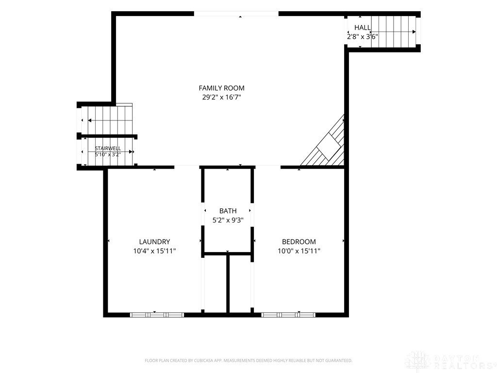 386 Silvertree Lane