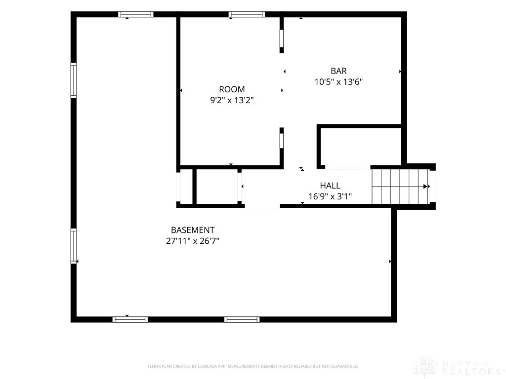 386 Silvertree Lane