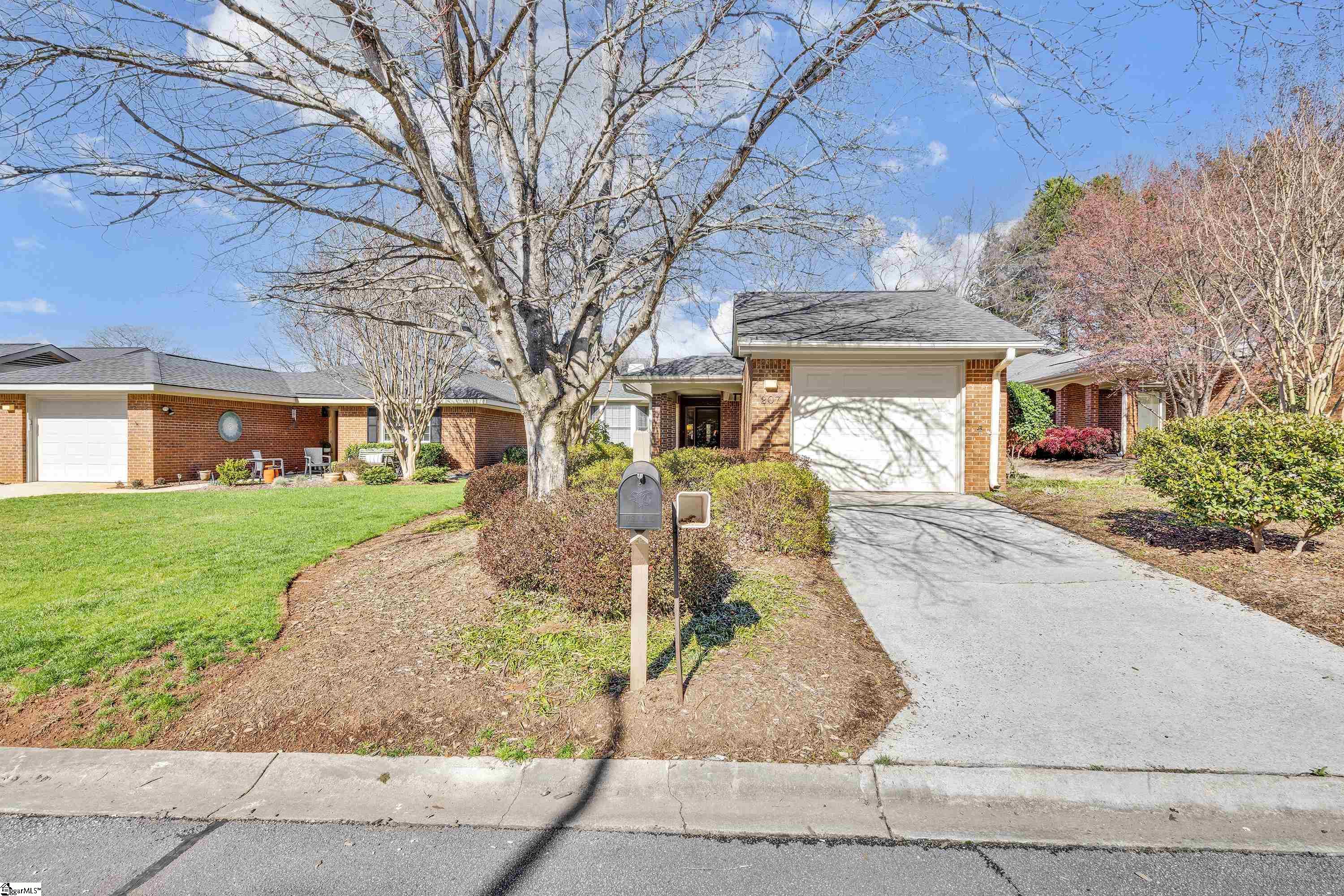 207 Sandpiper Way