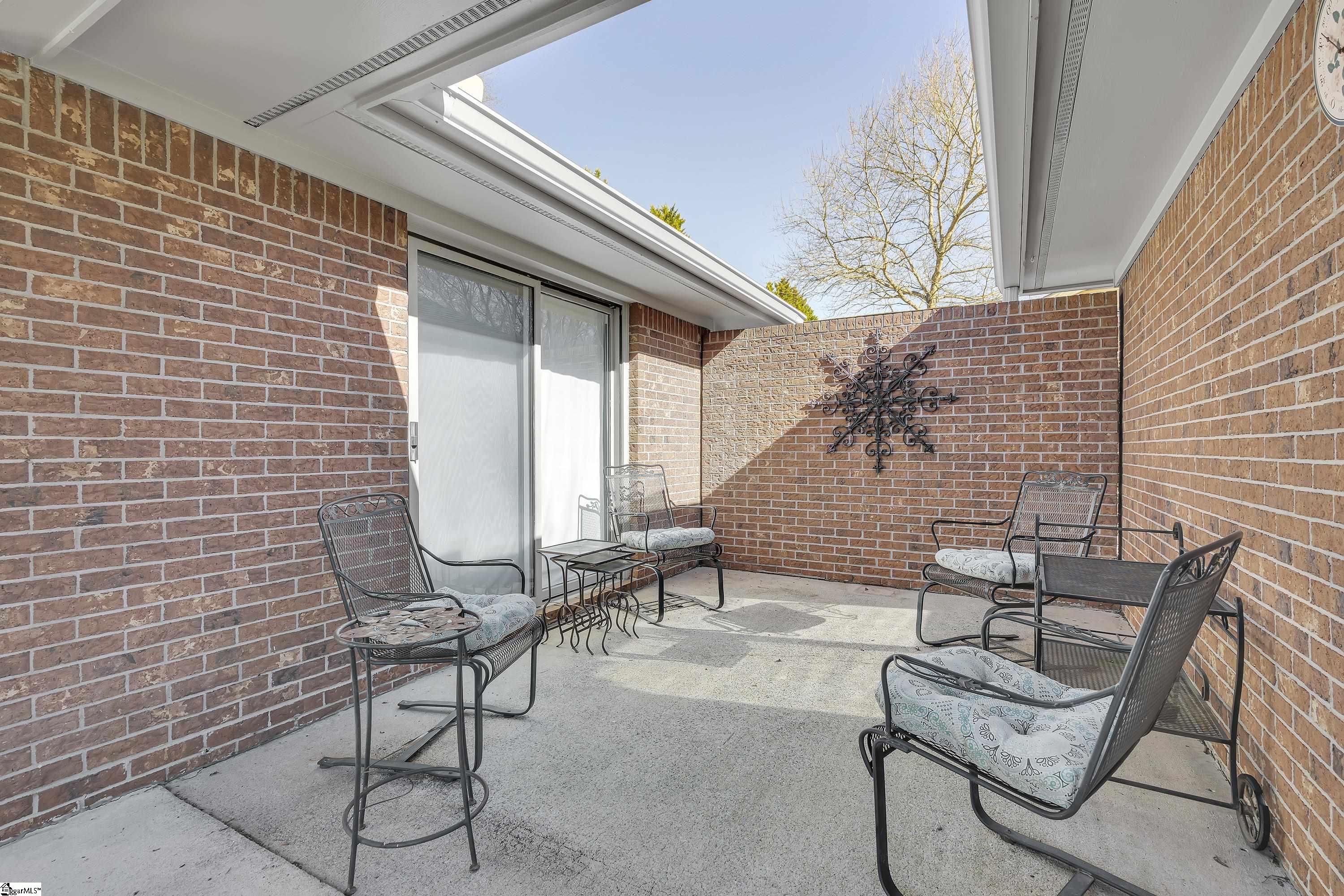 207 Sandpiper Way