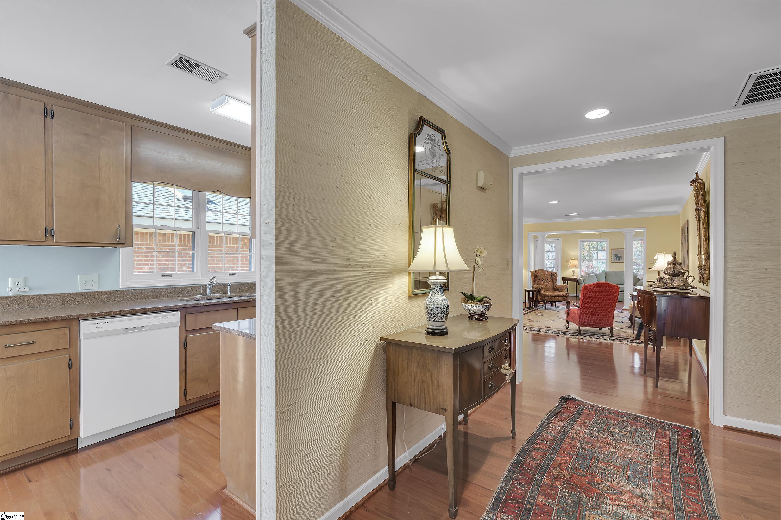 207 Sandpiper Way