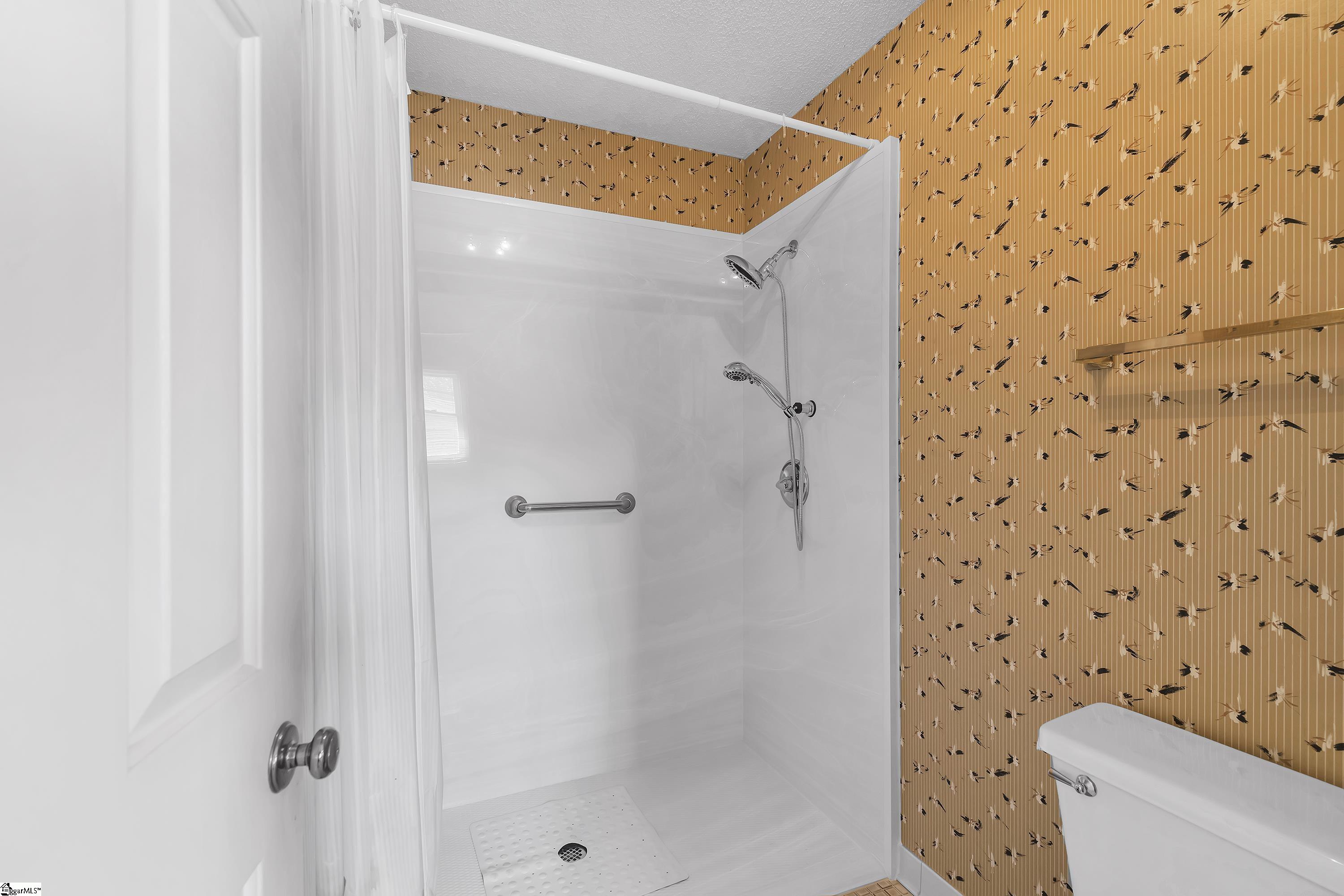 12 Tamburlaine Court