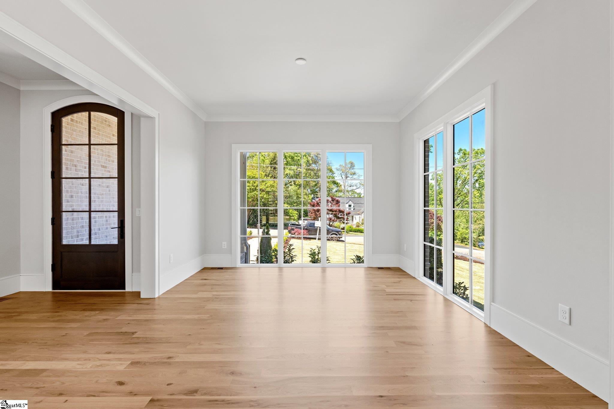 144 E Tallulah Drive