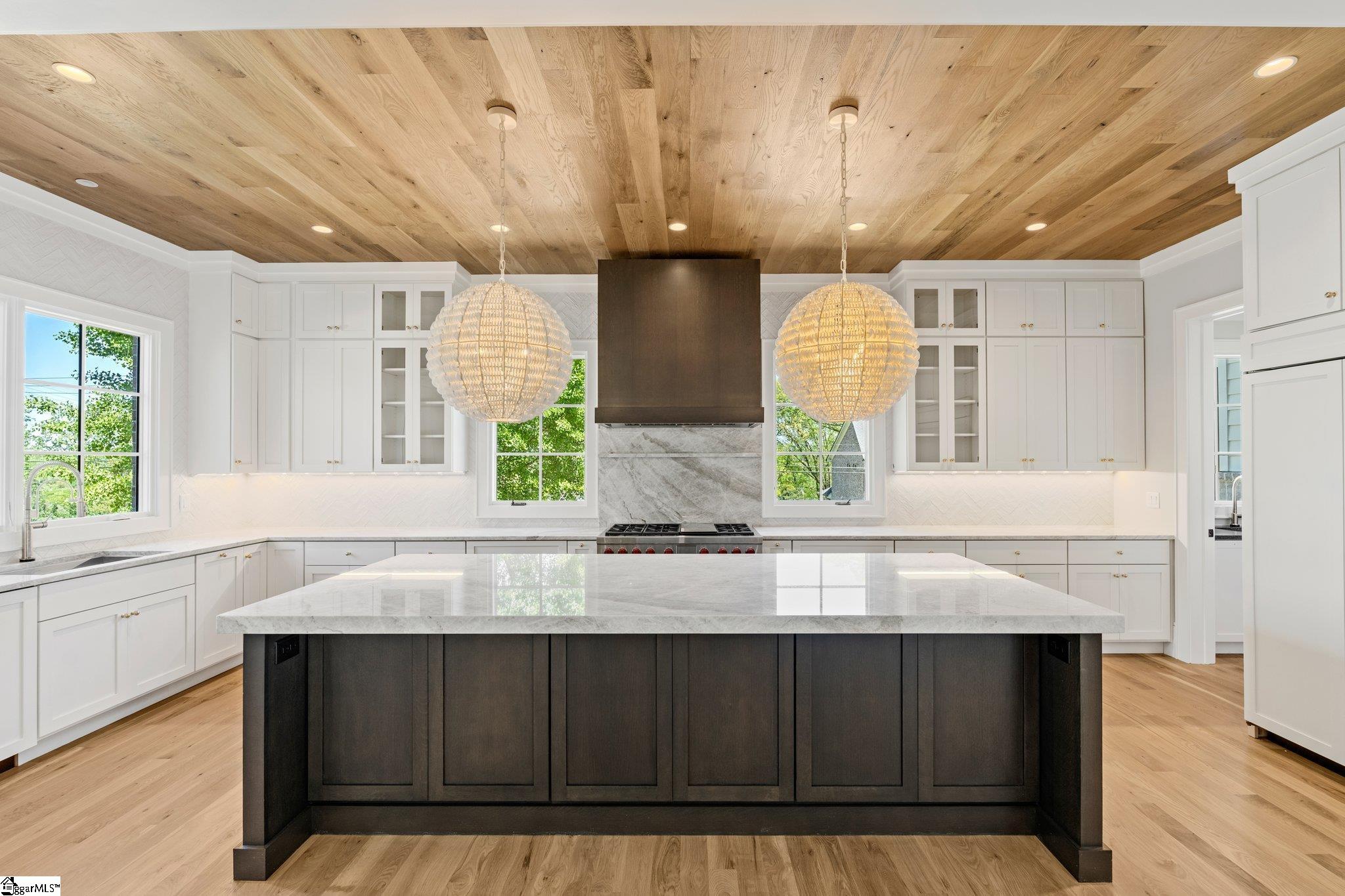 144 E Tallulah Drive