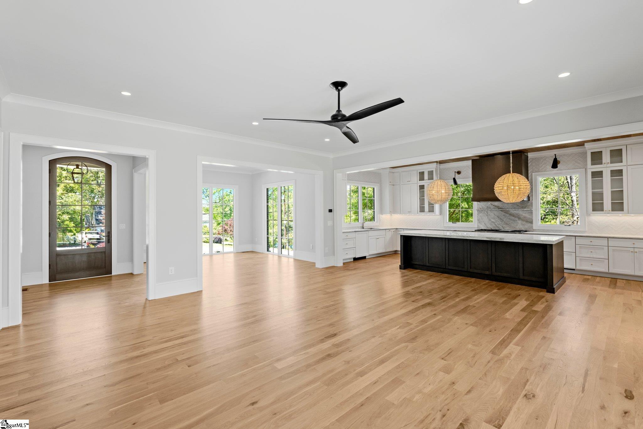 144 E Tallulah Drive