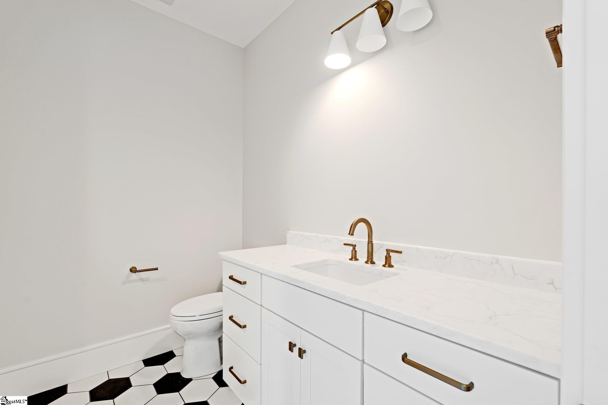 144 E Tallulah Drive