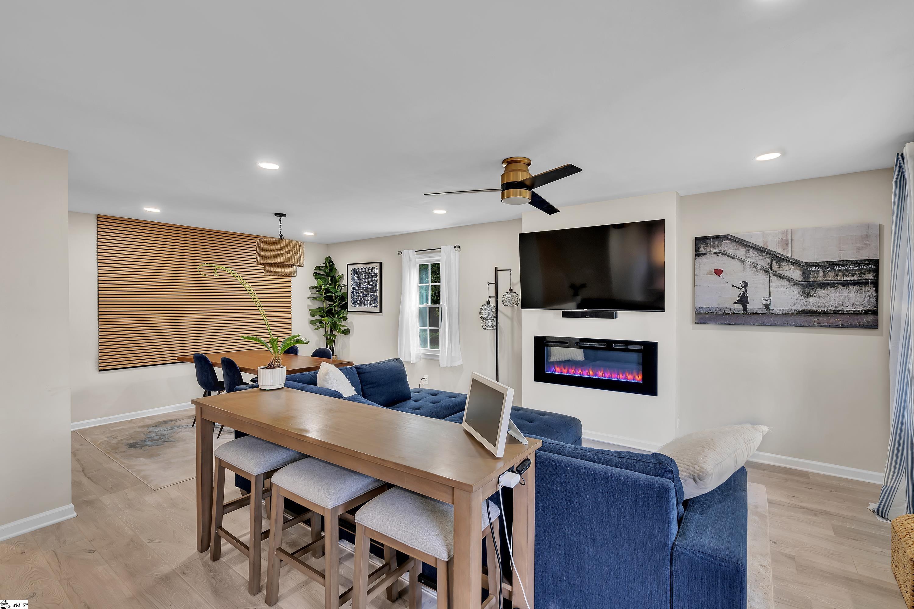 13 Post Oak Road