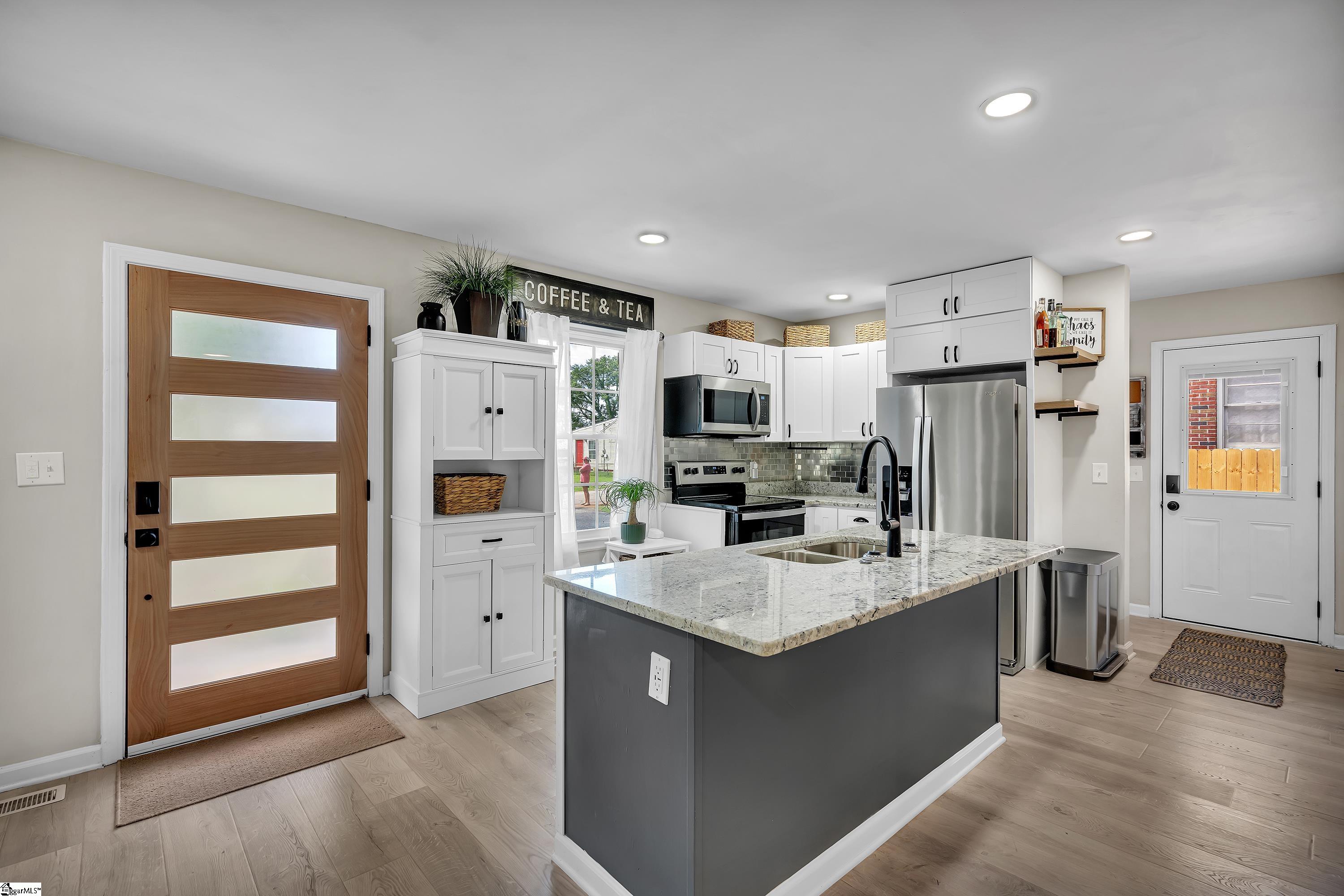 13 Post Oak Road