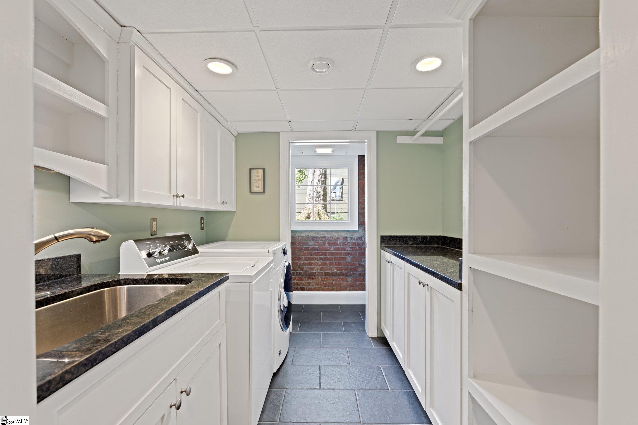 25 Wedgewood Drive