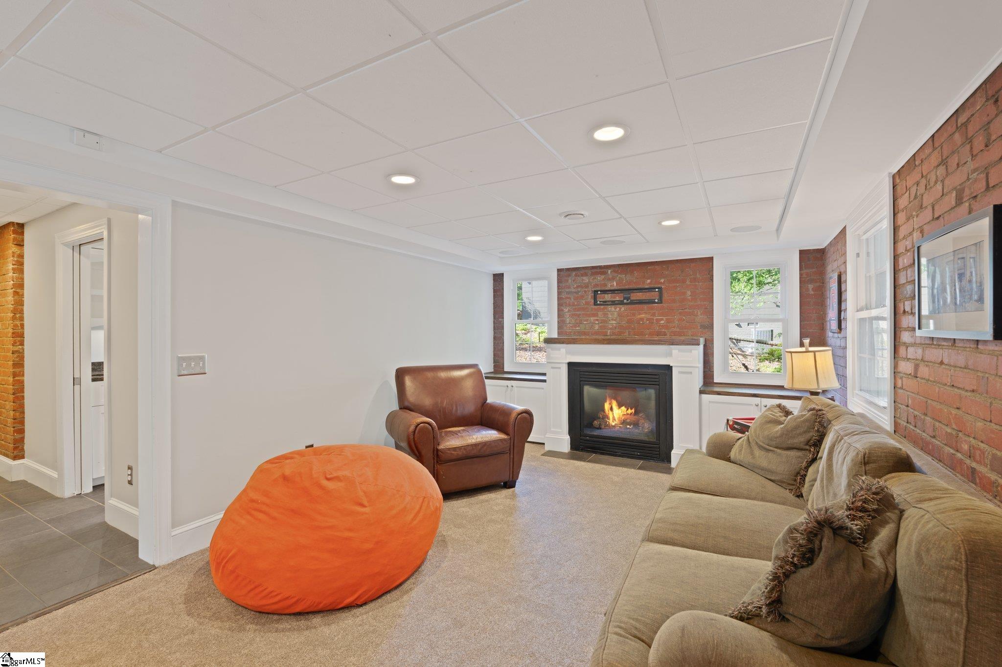 25 Wedgewood Drive