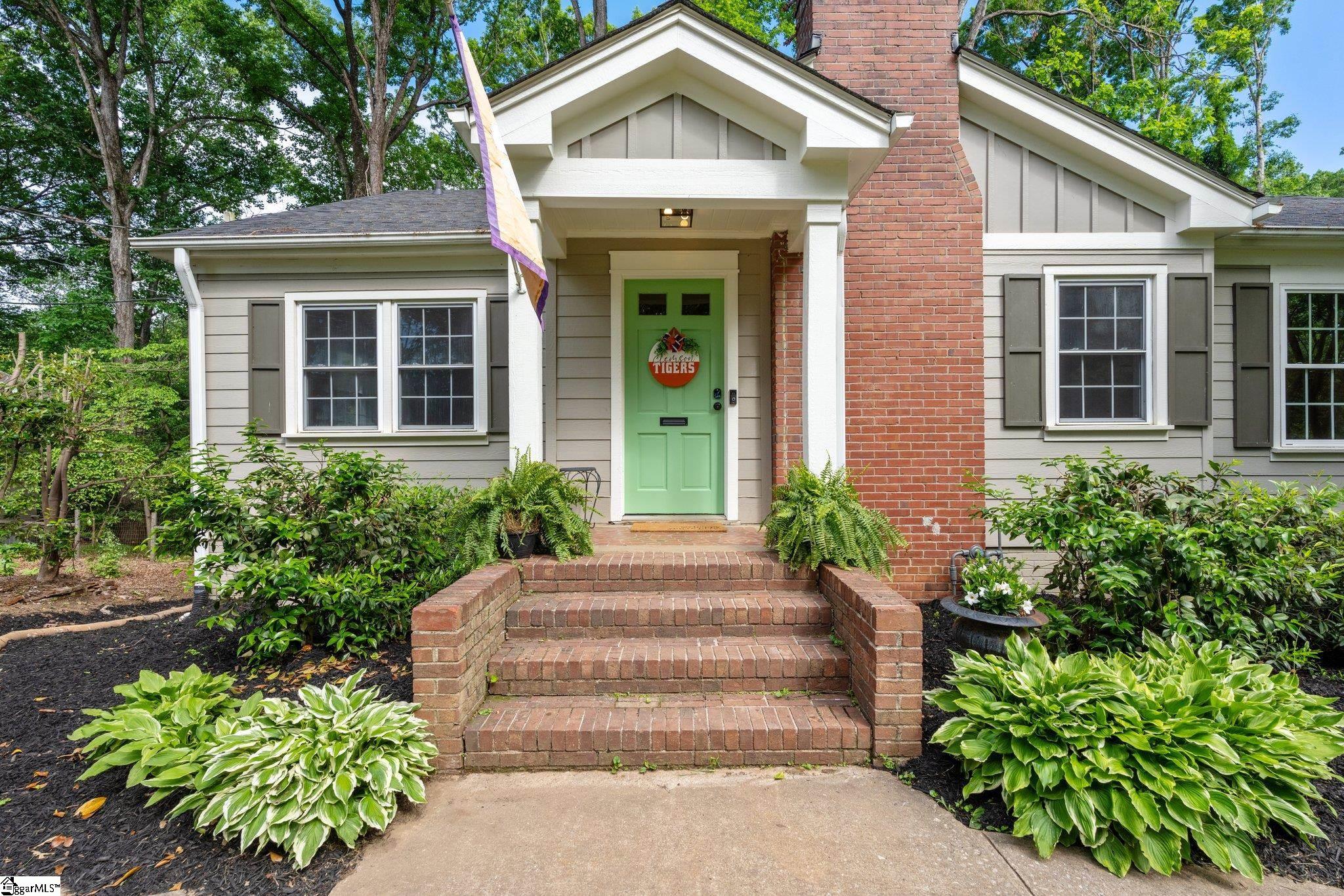 25 Wedgewood Drive
