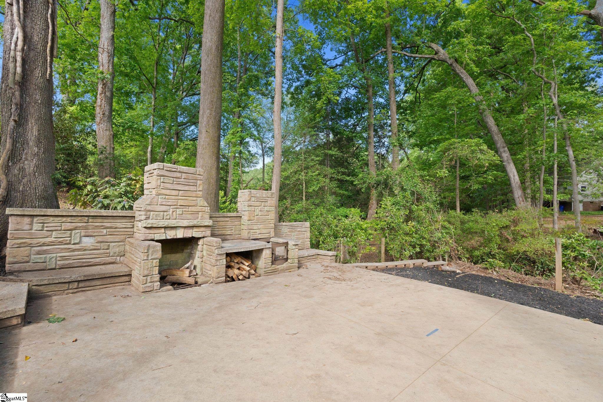 25 Wedgewood Drive