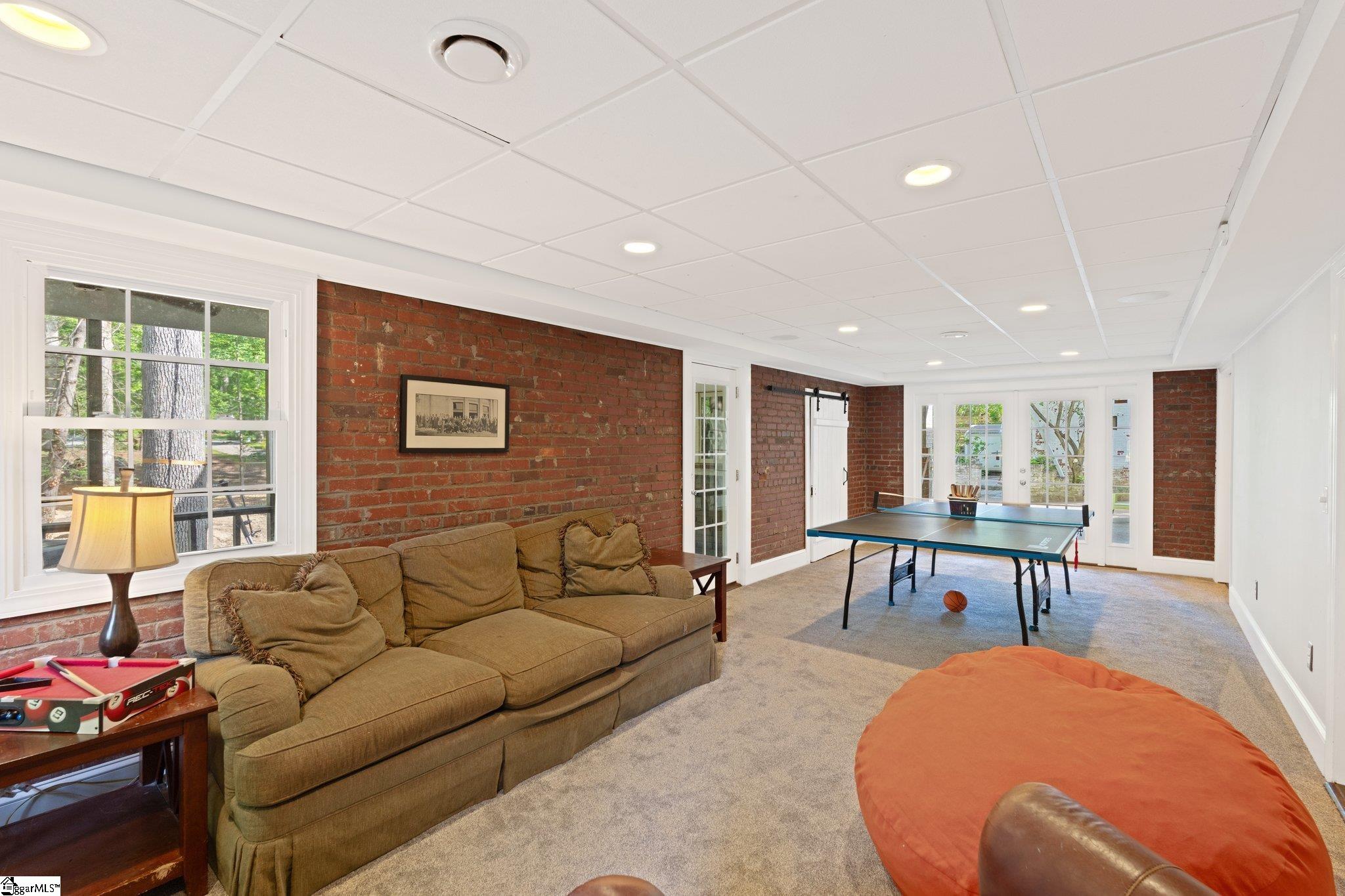 25 Wedgewood Drive