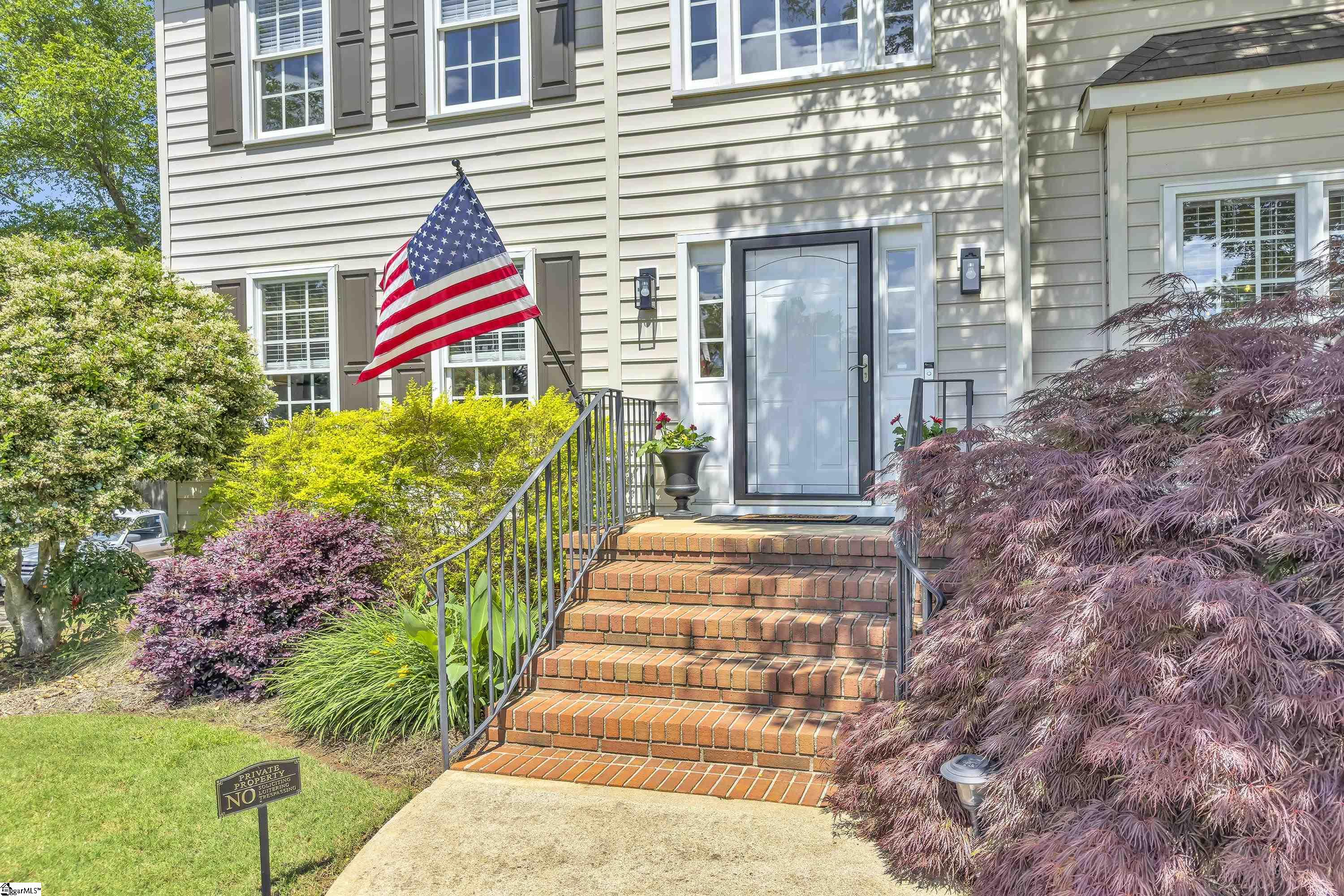 6 Duchess Court