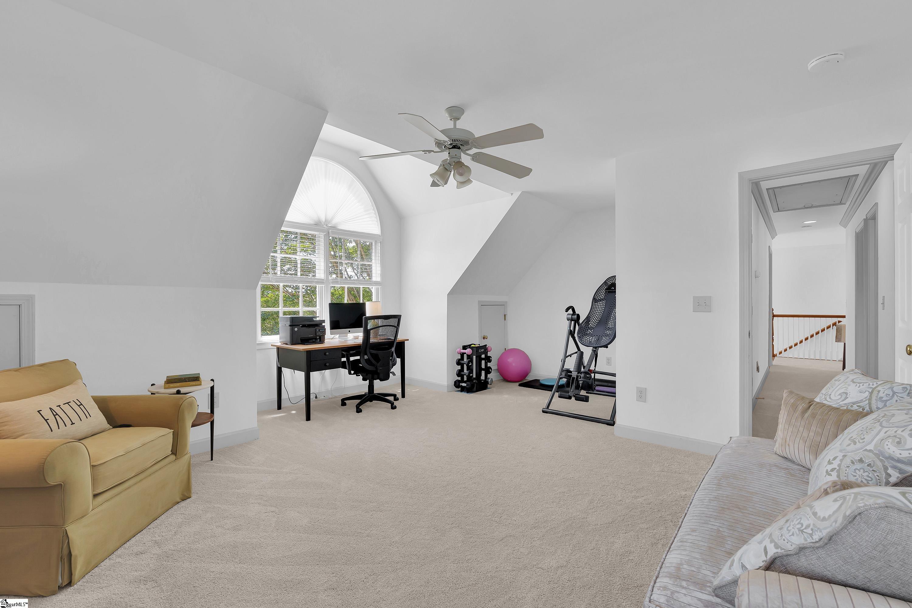 6 Duchess Court