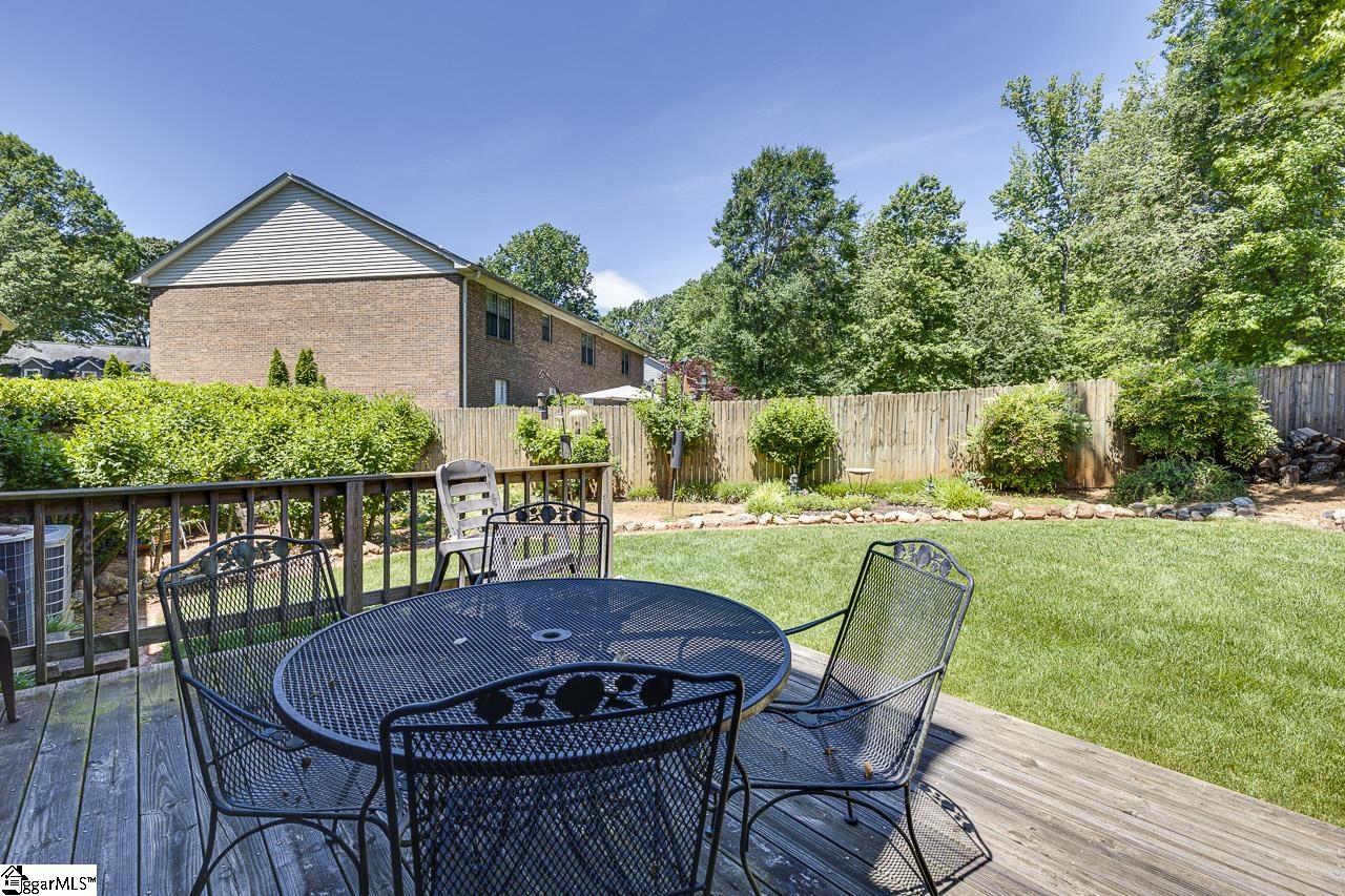 101 N Lady Slipper Lane
