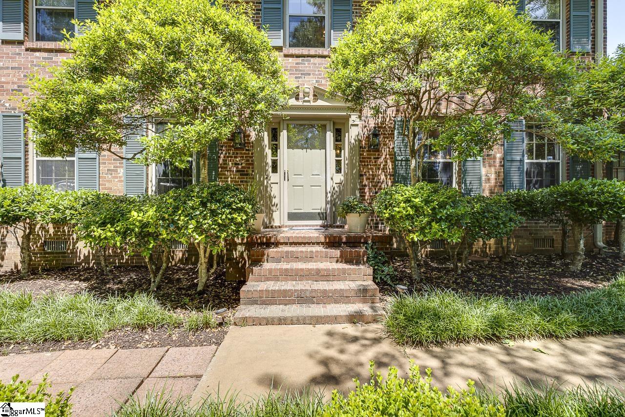 101 N Lady Slipper Lane