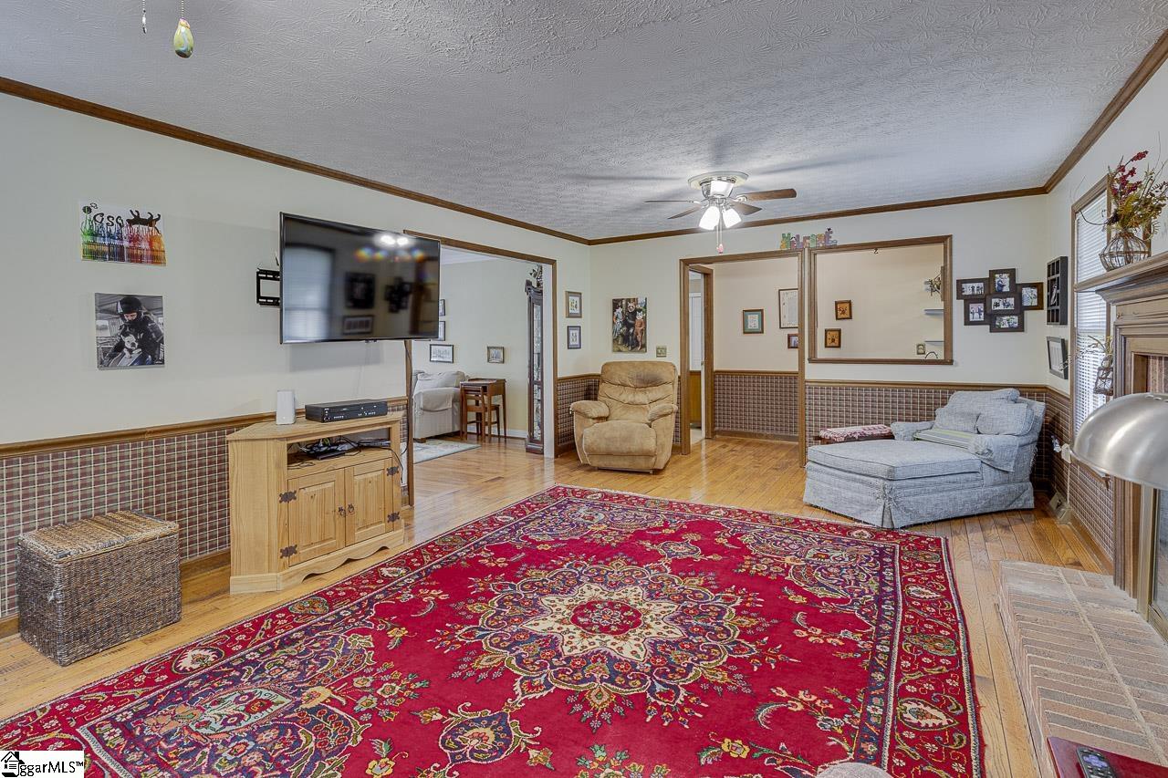 101 N Lady Slipper Lane