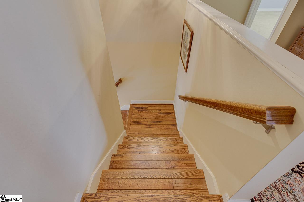 101 N Lady Slipper Lane