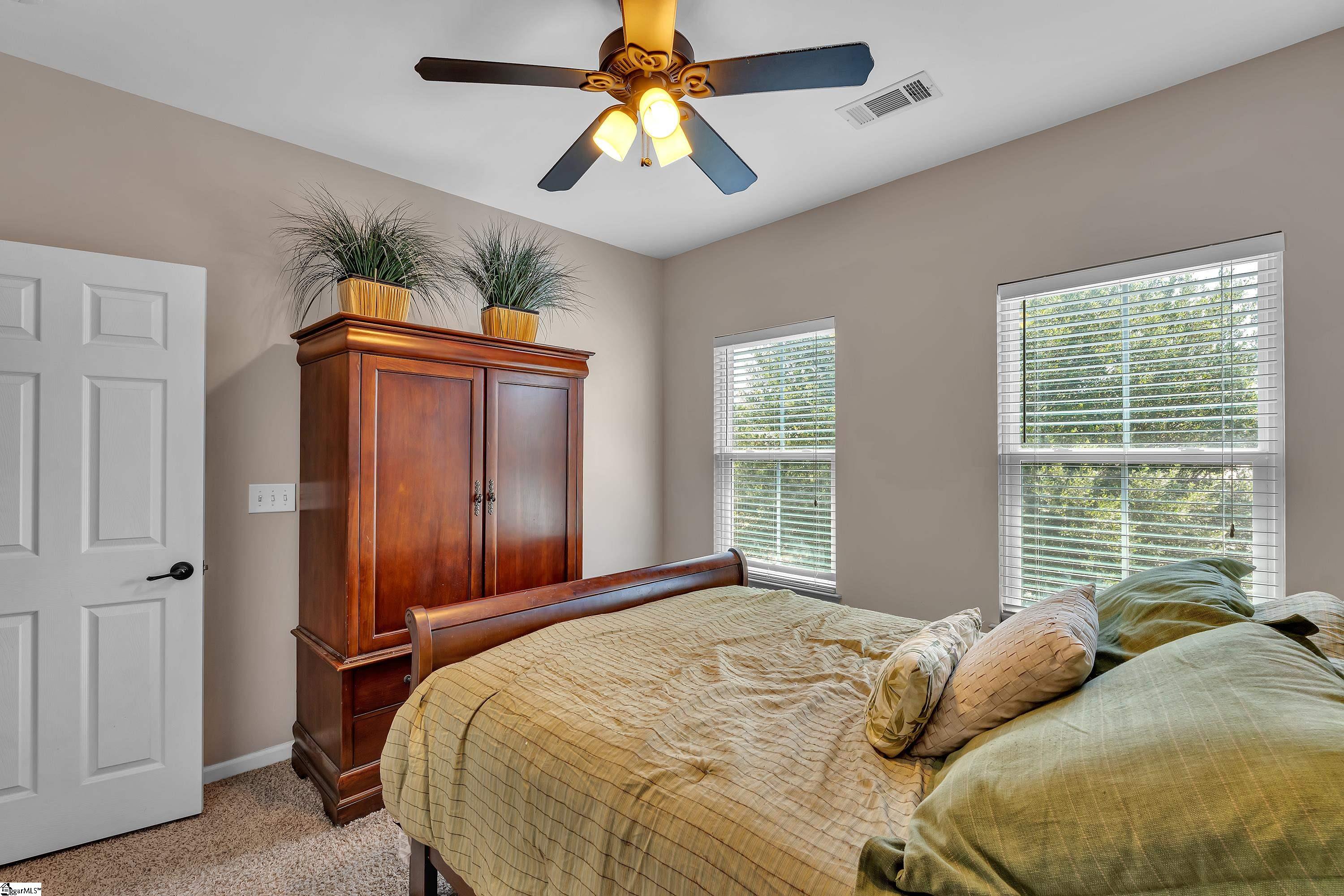 6 Roanoke Way