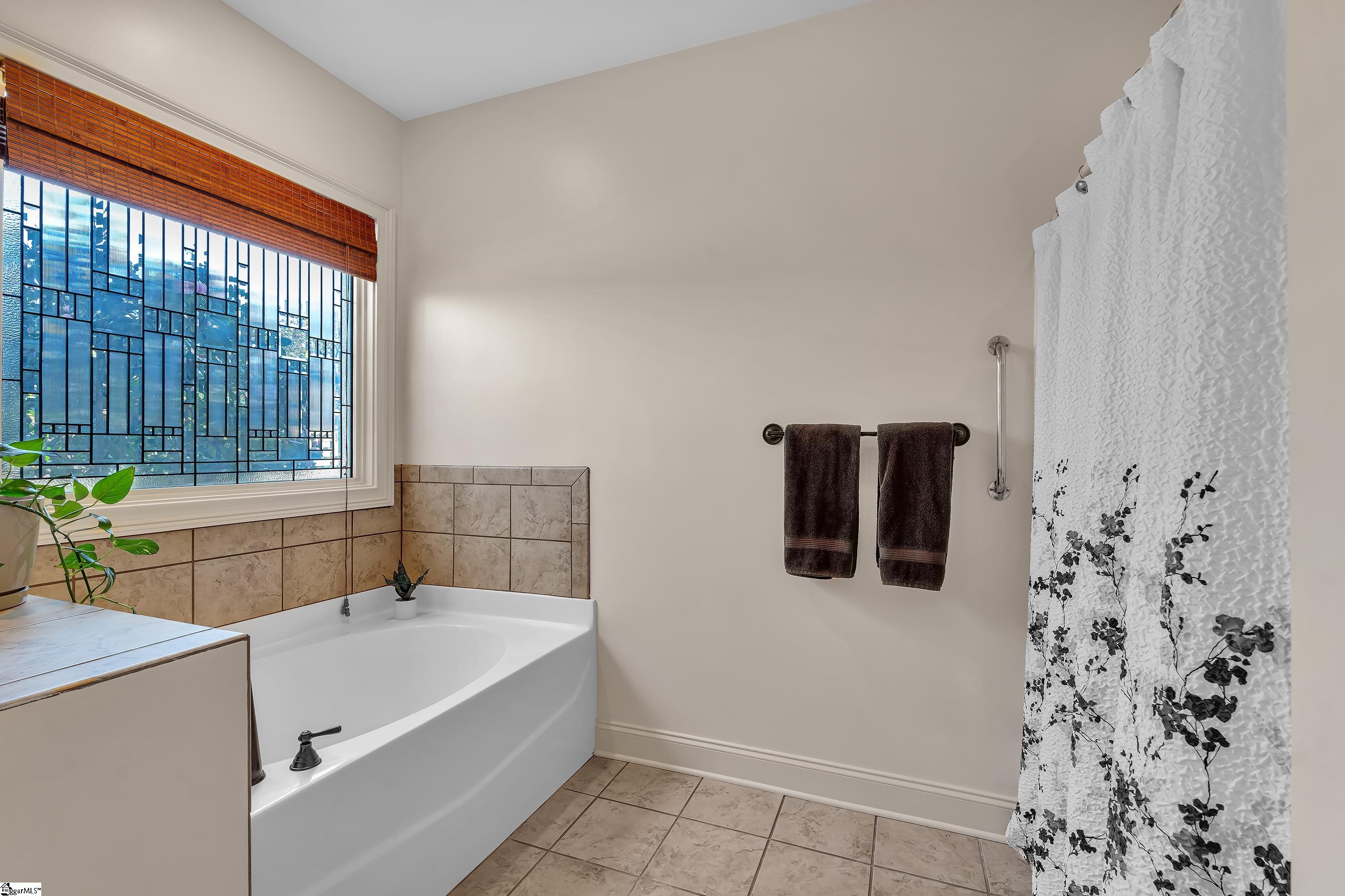 9 Adara Court