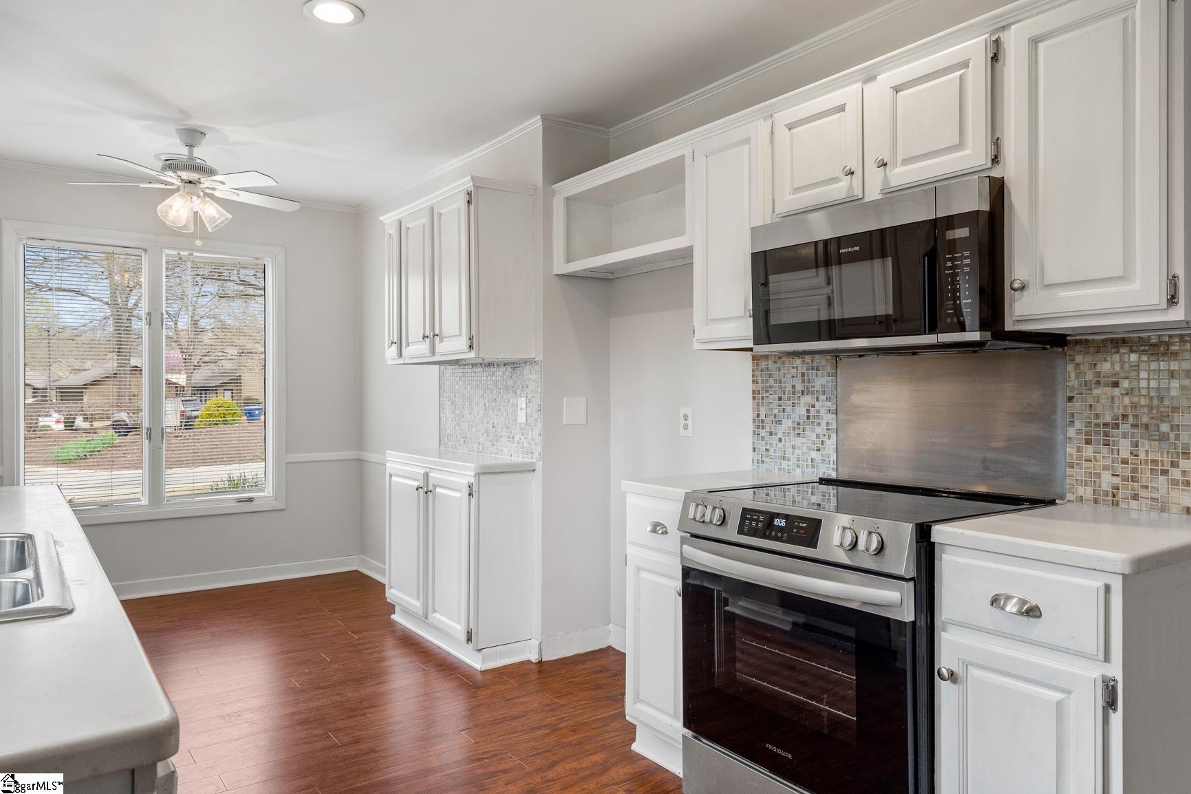 332 Skylark Circle