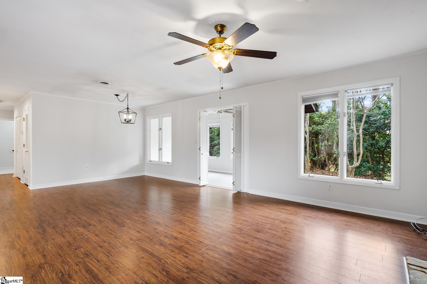 332 Skylark Circle