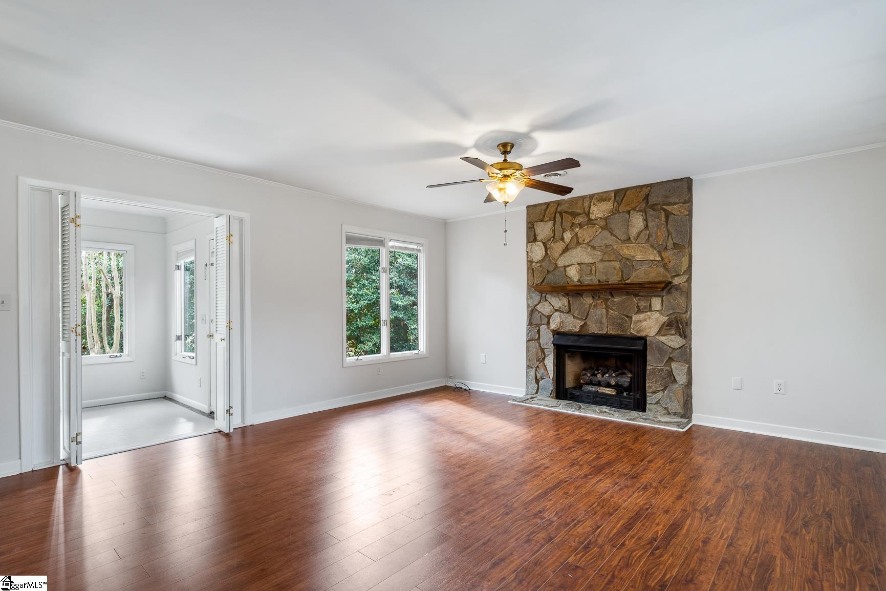 332 Skylark Circle