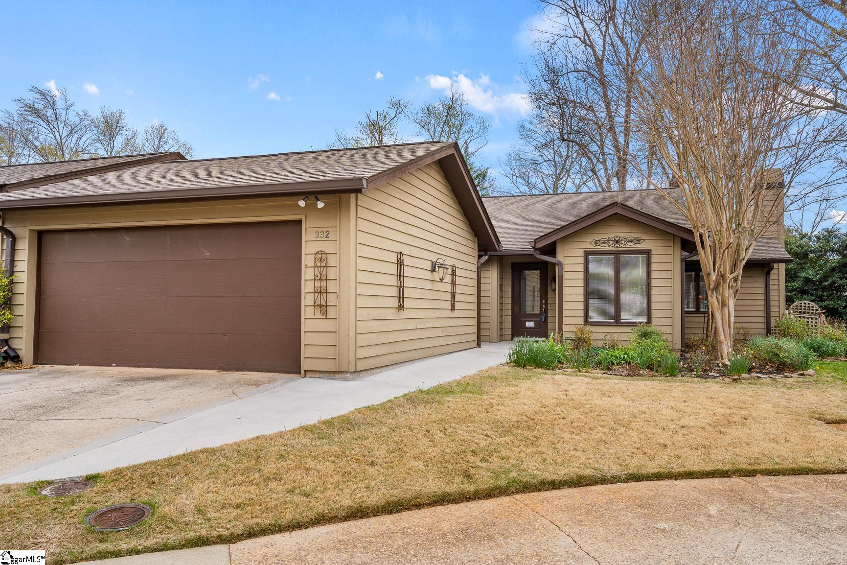 332 Skylark Circle