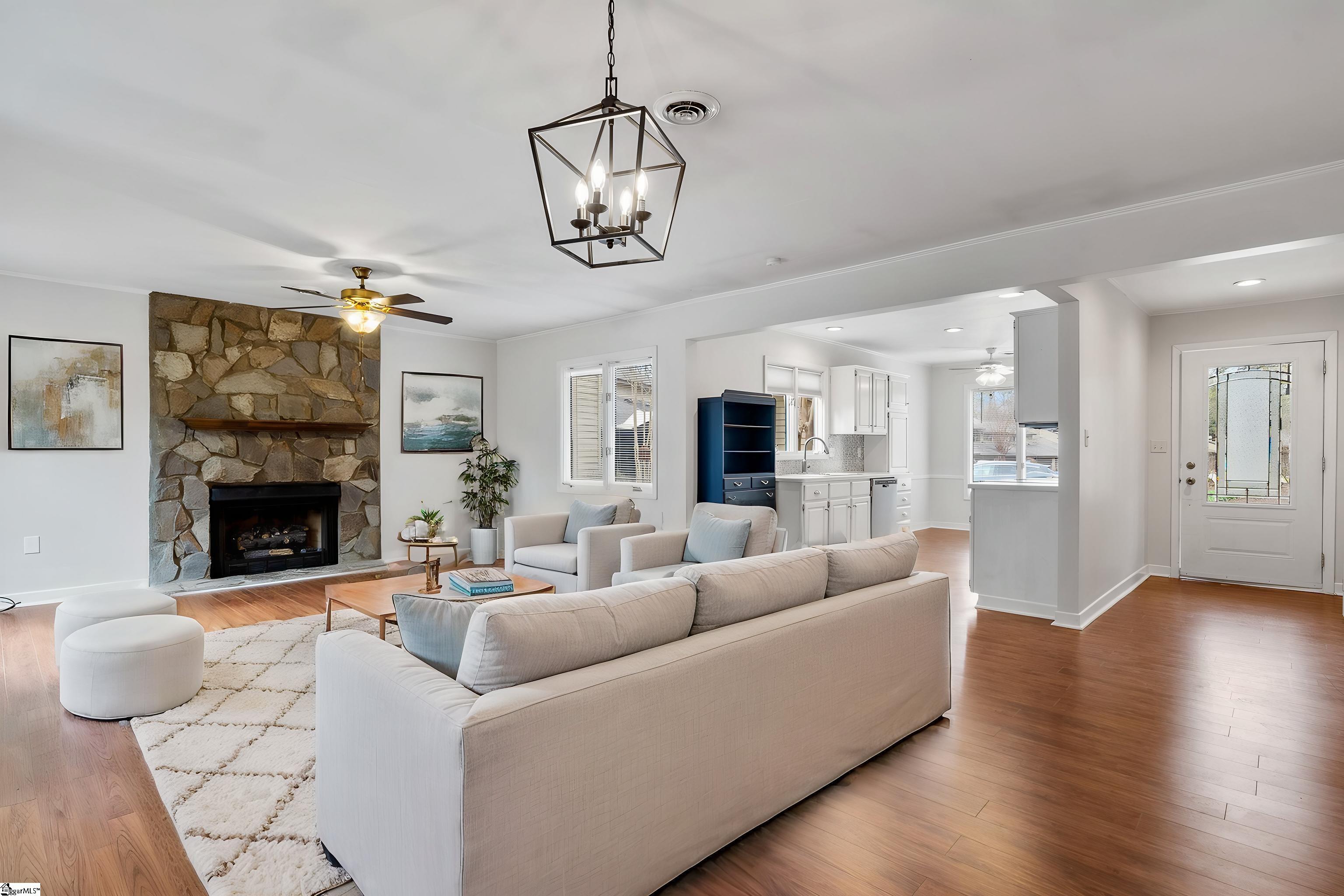 332 Skylark Circle