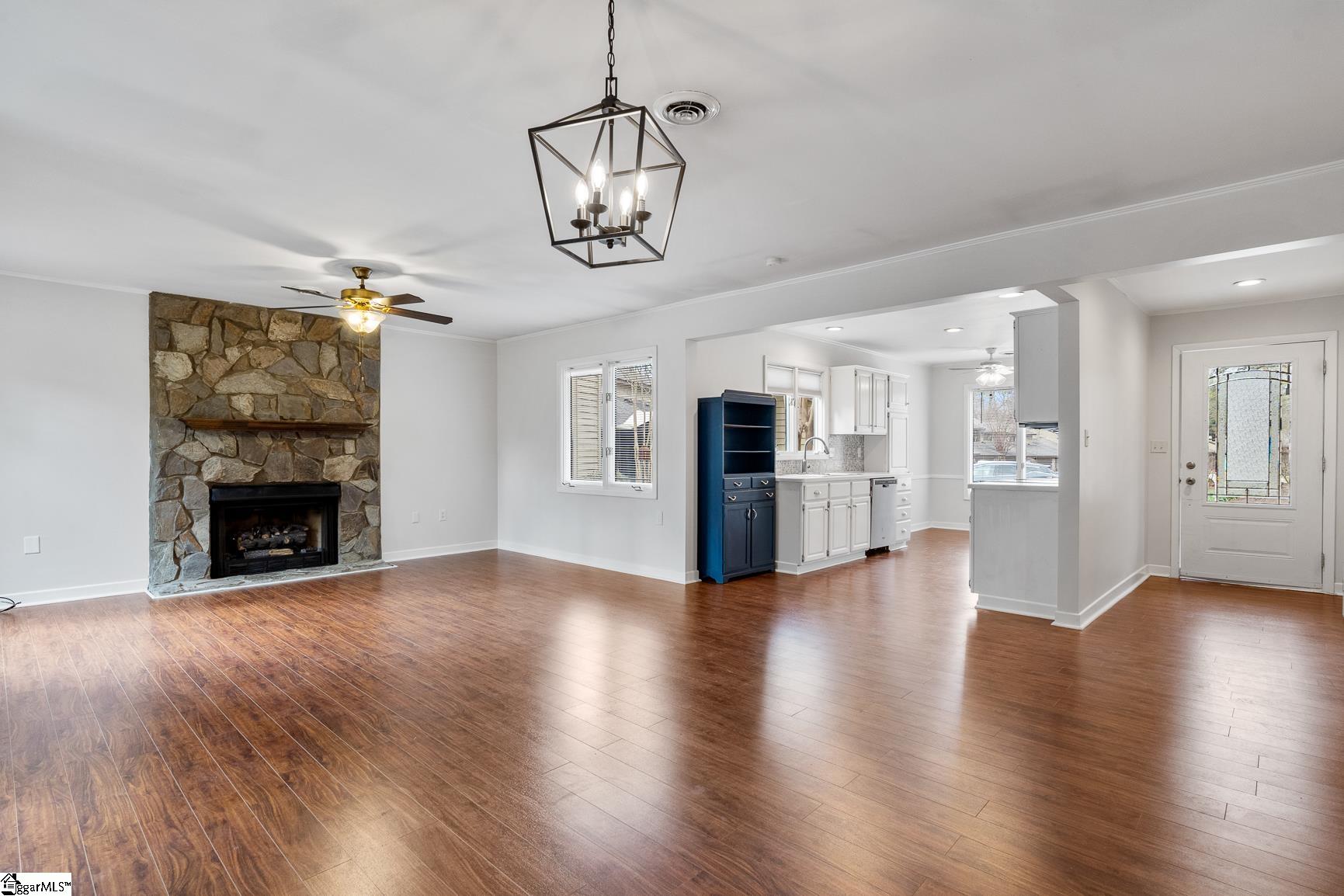 332 Skylark Circle